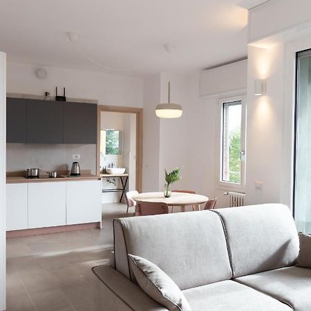 New Exclusive Melegnano Apartments- Near Train Station Екстериор снимка