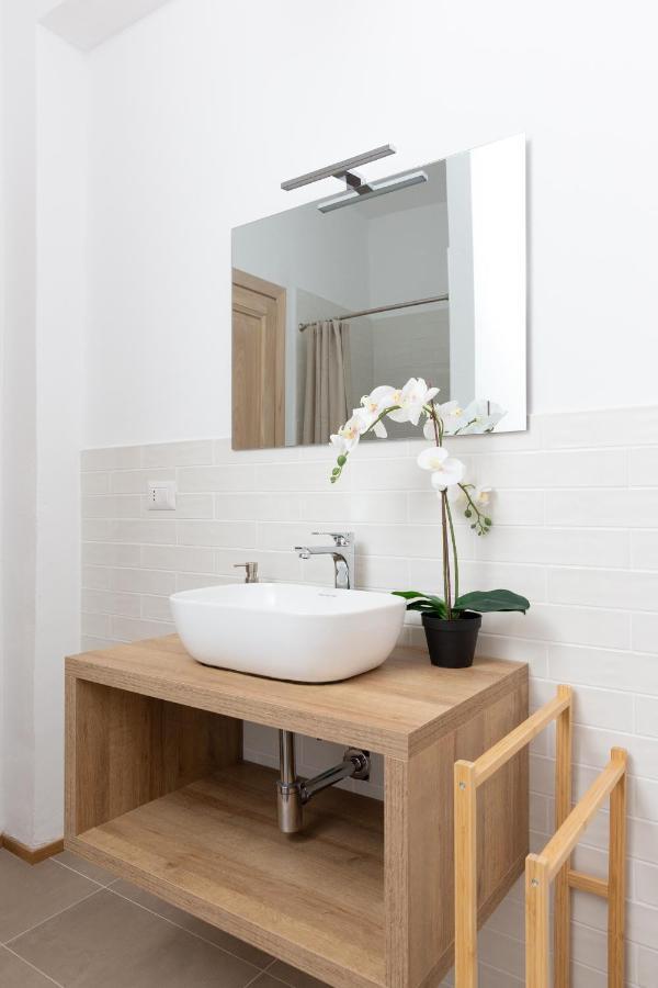 New Exclusive Melegnano Apartments- Near Train Station Екстериор снимка